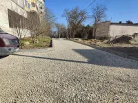 Новости » Общество: В районе Верхнего Солнечного большую часть внутриквартальных и подъездных дорог заасфальтировали