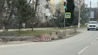 В Керчи на улице Свердлова остановились работы по обустройству ливнёвки
