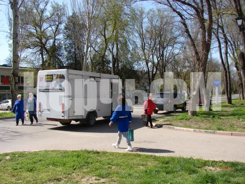 Керчане просят установить остановочный павильон на Казакова для маршрута №37