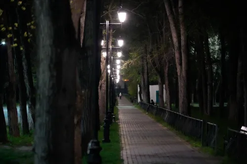 В Керчи завершили благоустройство аллеи на Казакова