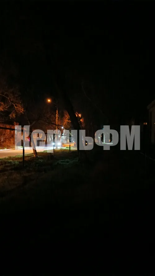 Тротуары вдоль улицы Суворова в Керчи нуждаются в освещении