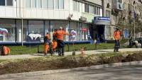На Горького восстанавливают газон после ремонта коллектора