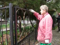 На территории храма Святого апостола Андрея Первозванного в Керчи царит идеальный порядок