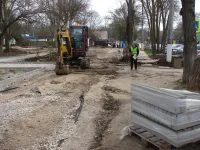 Территорию остановки "Казакова" в Керчи облагородят тротуарной плиткой