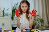 Как выбрать кружок для ребёнка: Рисование или робототехника?