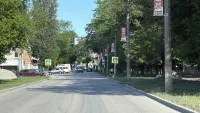 Новости » Общество: Дождется ли улица Кирова в Керчи дорожной разметки?