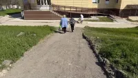 Ремонт есть, асфальта нет: обновили парковку у детской больницы в Керчи