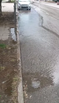 Улицу Сморжевского в Керчи заливает
