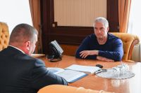 В муниципалитетах сформируют трехлетний план по ремонту подъездов многоквартирных домов – Сергей Аксёнов