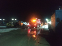 Новости » Общество: В Керчи за ночь обработали 223 км дорог противогололедной смесью