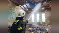 Новости » Криминал и ЧП: В Керчи потушили пожар на территории завода