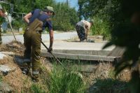 В Керчи чистят ливневую канализацию