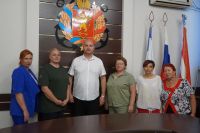 Новости: В администрации прошла встреча с активом волонтерского сообщества "Доноры неба"